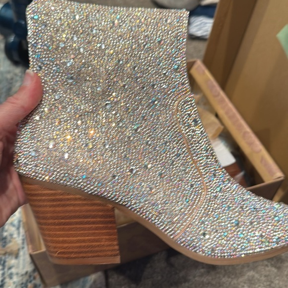 NEW BAND OF THE FREE Rita Crystal Western Booties Natural size 9 - Picture 5 of 6